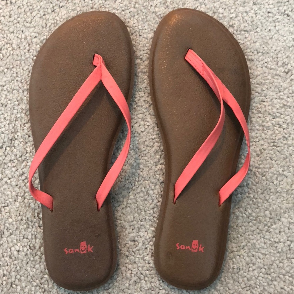 Sanuk sandals